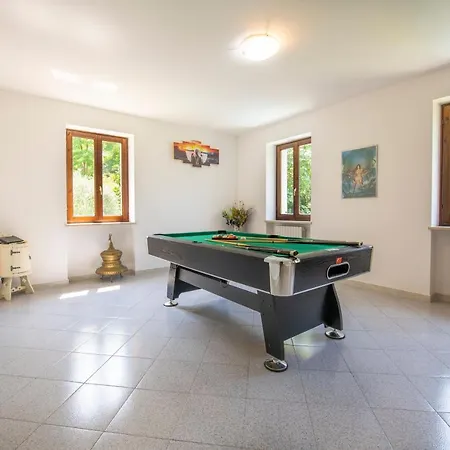 Le3Sirene Apartment Brentino Belluno Exterior photo