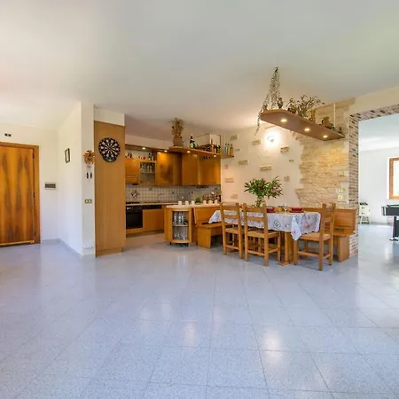 Le3Sirene Apartment Brentino Belluno Exterior photo